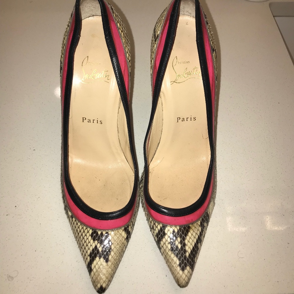 Pink python pump “Paulina” Christian louboutin